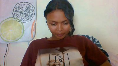 Arialove live cam on Cam4