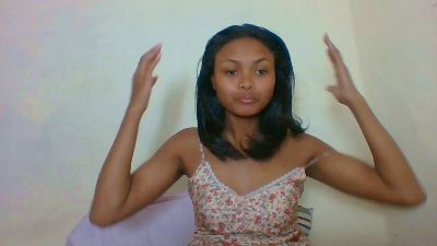 Arialove live cam on Cam4