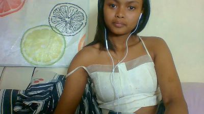 Arialove live cam on Cam4