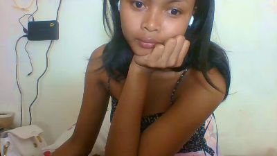Arialove live cam on Cam4