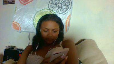 Arialove live cam on Cam4