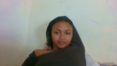 Arialove live cam on Cam4