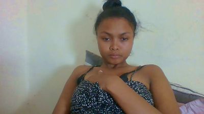 Arialove live cam on Cam4