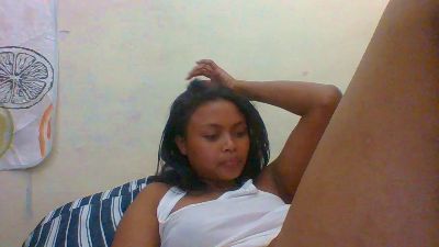 Arialove live cam on Cam4
