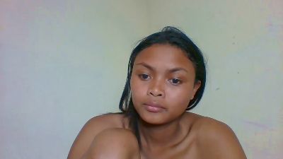 Arialove live cam on Cam4