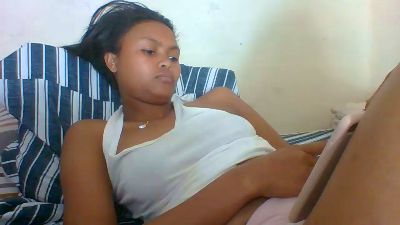 Arialove live cam on Cam4