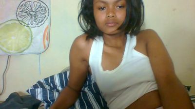 Arialove live cam on Cam4