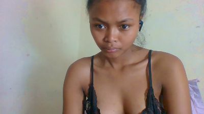 Arialove live cam on Cam4