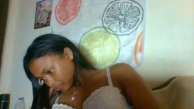 Arialove live cam on Cam4
