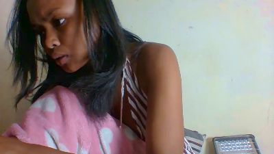 Arialove live cam on Cam4