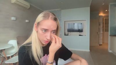 ArianaJulock live cam on Cam4