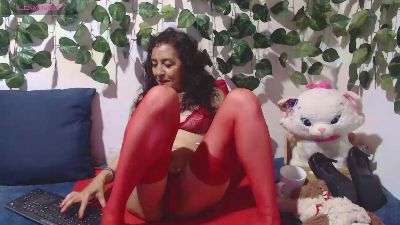Ariana_hoot live cam on Cam4
