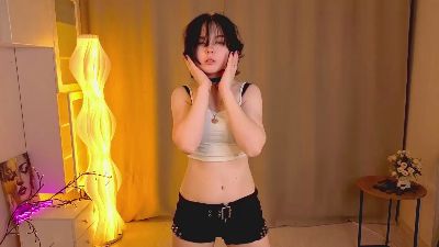 AriannaBilyeu live cam on Cam4