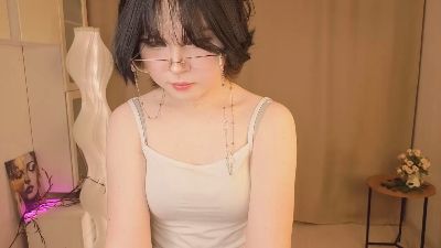 AriannaBilyeu live cam on Cam4