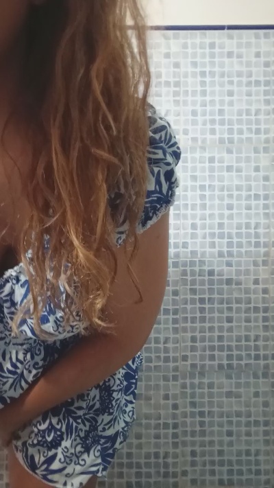AriannaSecret live cam on Cam4