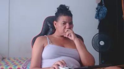 Ariannalovel live cam on Cam4