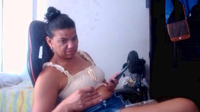 Ariannalovel live cam on Cam4