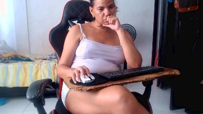 Ariannalovel live cam on Cam4
