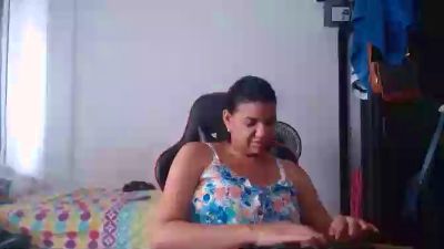 Ariannalovel live cam on Cam4