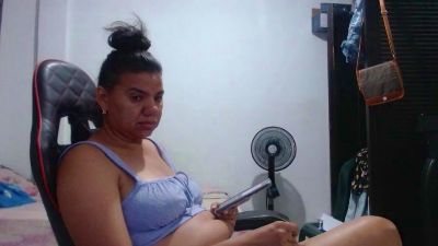 Ariannalovel live cam on Cam4