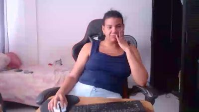 Ariannalovel live cam on Cam4