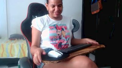 Ariannalovel live cam on Cam4