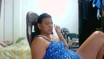 Ariannalovel live cam on Cam4