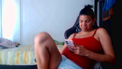 Ariannalovel live cam on Cam4
