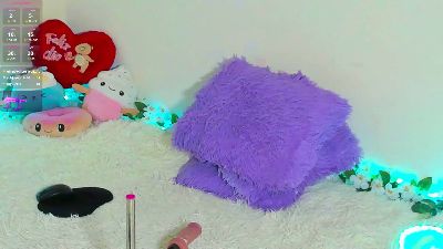 Ariel_Pinnk live cam on Cam4