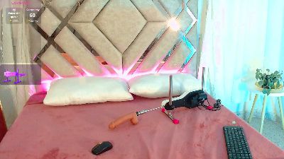 Ariel_Pinnk live cam on Cam4
