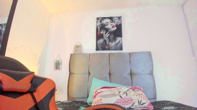 Ariel_star live cam on Cam4