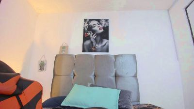 Ariel_star live cam on Cam4