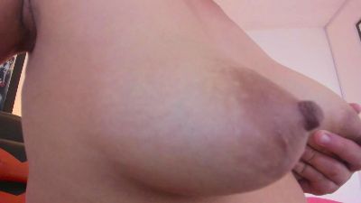 Ariel_star live cam on Cam4