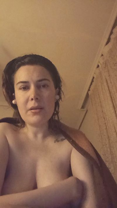 Arielmermaid live cam on Cam4