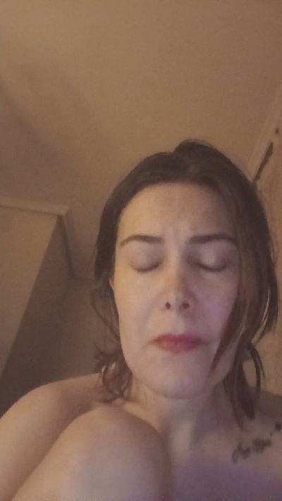 Arielmermaid live cam on Cam4