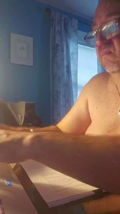 Aries1966 live cam on Cam4