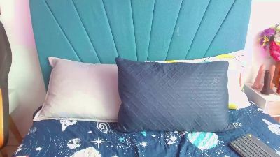 Arii_wish live cam on Cam4