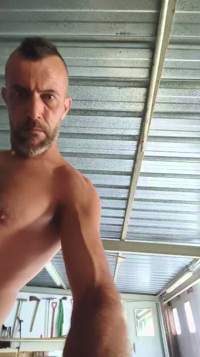 Ariyyo live cam on Cam4