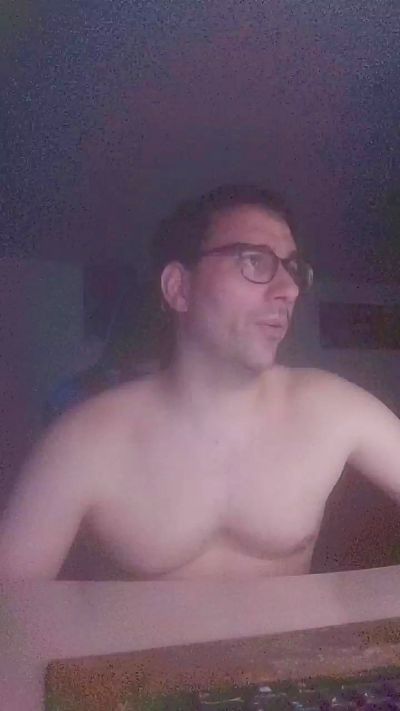 Arma11 live cam on Cam4