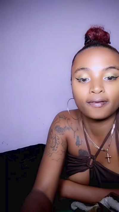 Armella2 live cam on Cam4