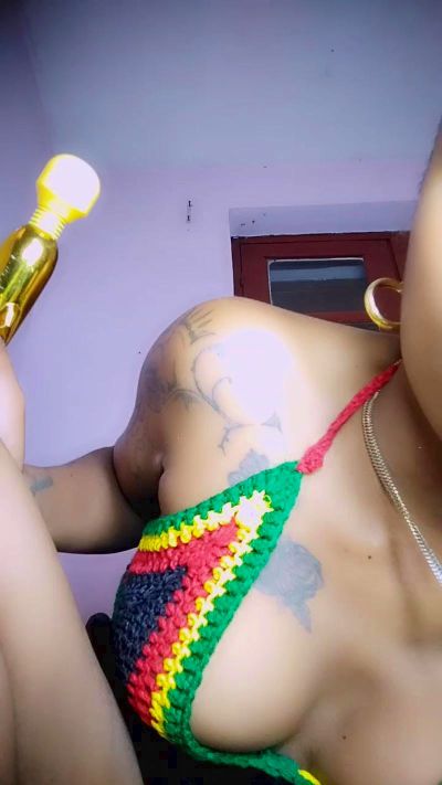 Armella2 live cam on Cam4