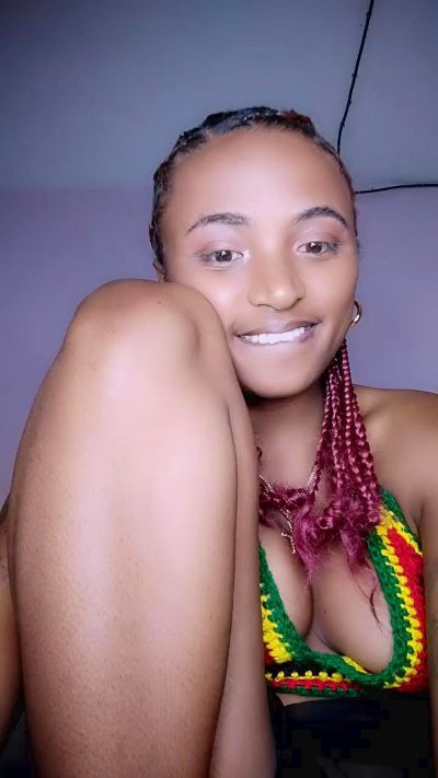 Armella2 live cam on Cam4
