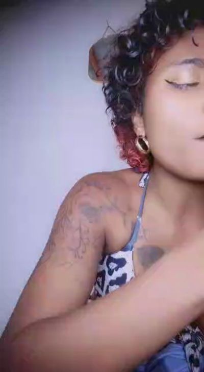 Armella2 live cam on Cam4