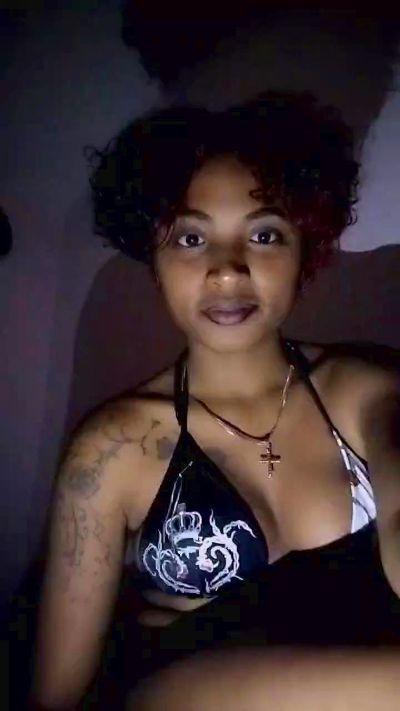 Armella2 live cam on Cam4