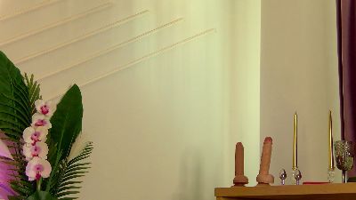 ArminaRed live cam on Cam4