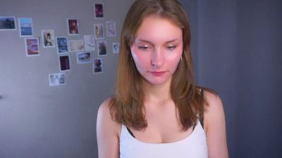 ArmindaLuhrs live cam on Cam4