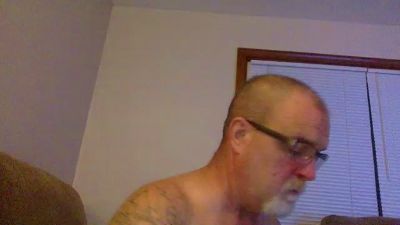 Armyguy8723 live cam on Cam4