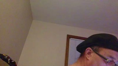 Armyguy8723 live cam on Cam4