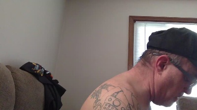 Armyguy8723 live cam on Cam4