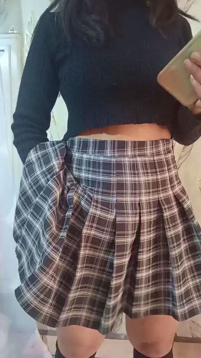 Arnah_ live cam on Cam4
